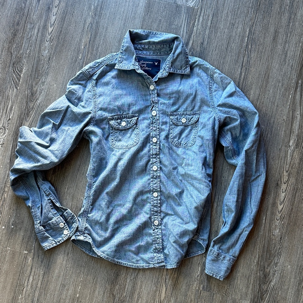 American Eagle Outfitters Blue Button Down Shirt